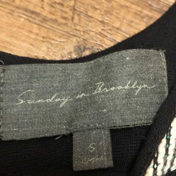 Anthro Sunday in Brooklyn Geo Embroidered Boho Top - Picture 4 of 6